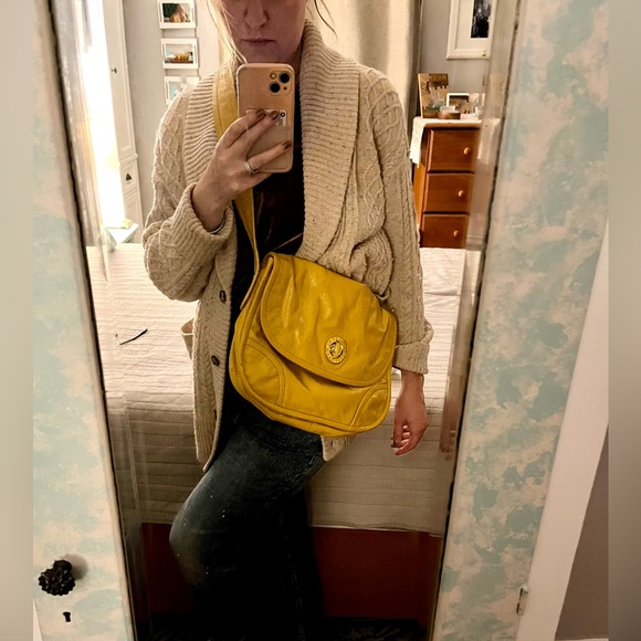 Marc by Marc Jacobs golden yellow crinkle patent leather crossbody messenger - Picture 8 of 9